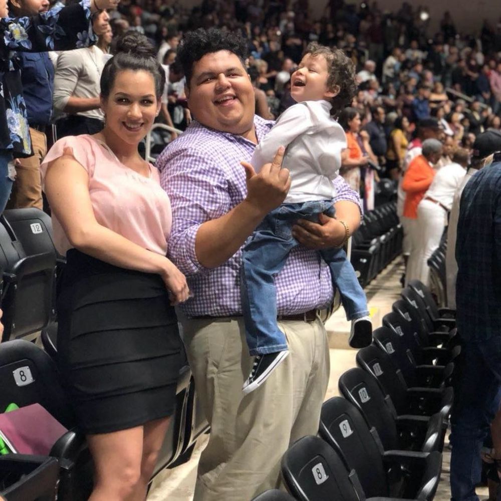 Meet your Posher, Salina